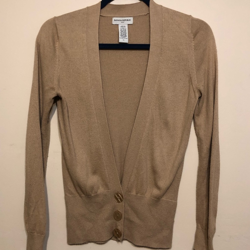 Banana Republic tan cardigan sweater